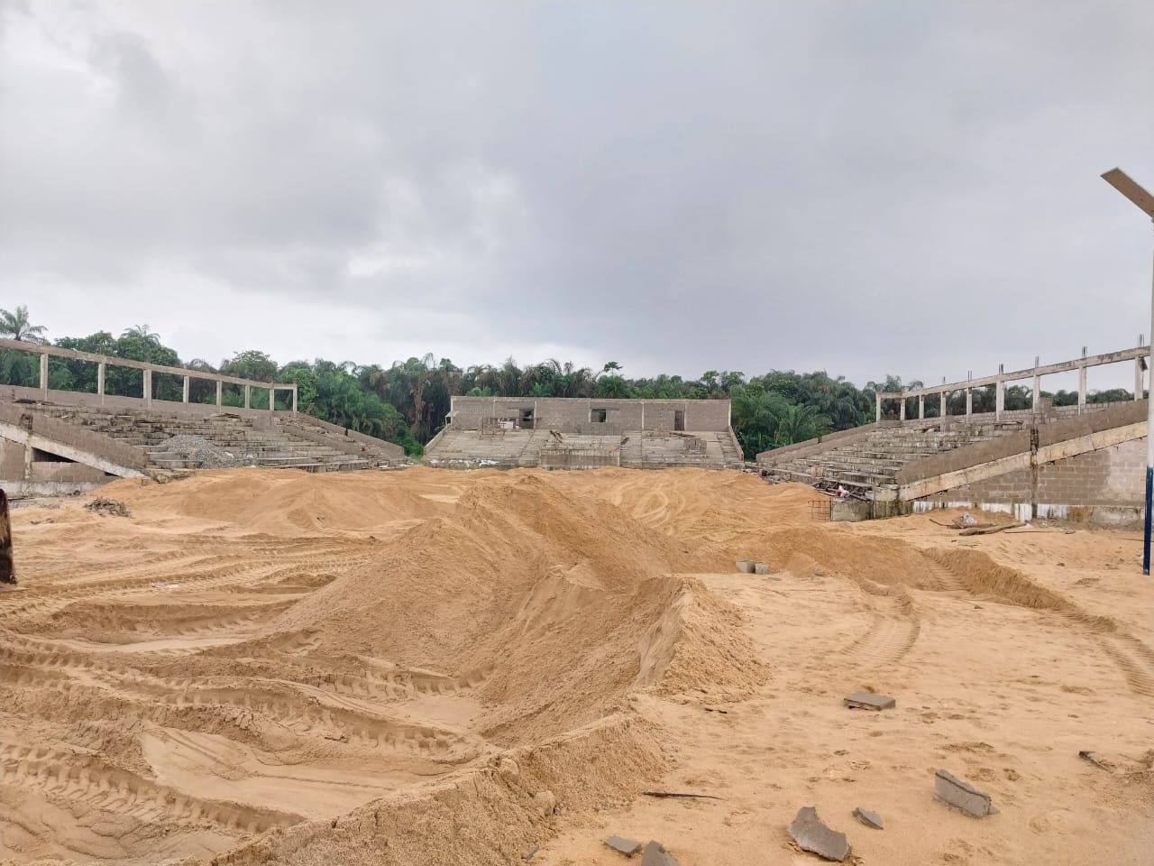 Deduck Construction services